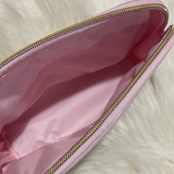 Too faced makeup bag new - Picture 3 of 3